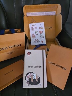 Louis Vuitton Jane Notebook Mm Wonderland W/full Packaging & Stickers SOLD OUT
